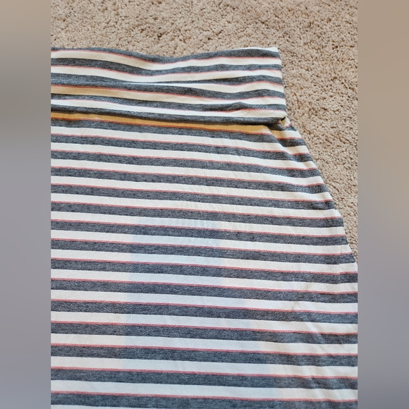 COLUMBIA PFG High Low Skirt in Red White And Blue Striped Womens MEDIUM USA - Picture 1 of 6